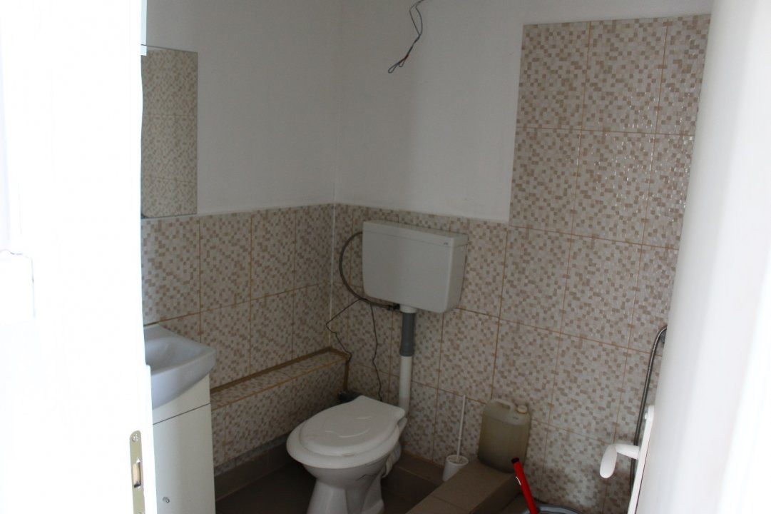 Spațiu de închiriat în Târgu Jiu – Ideal pentru birouri/producție!
