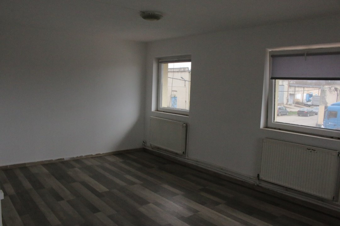 Spațiu de închiriat în Târgu Jiu – Ideal pentru birouri/producție!