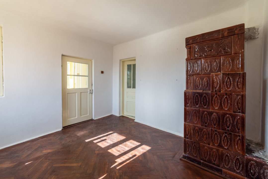 Casa la tara cu teren generos in zona Cateasca -Jud. Arges!