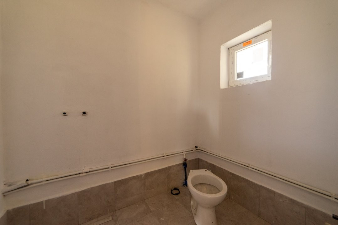 Casa la tara cu teren generos in zona Cateasca -Jud. Arges!