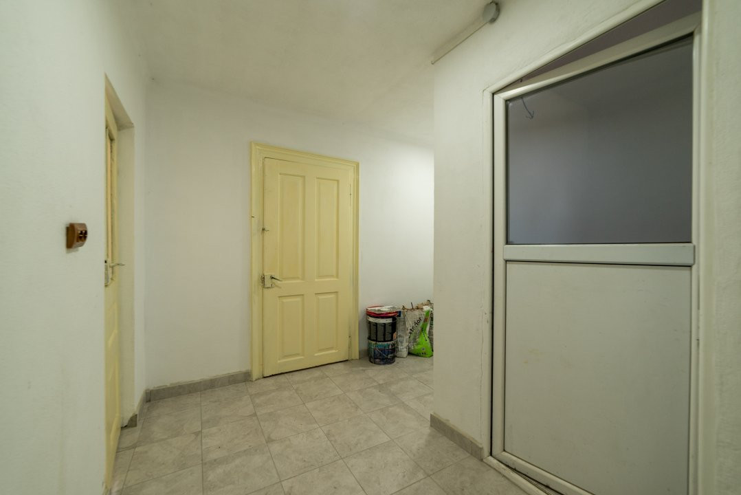 Casa la tara cu teren generos in zona Cateasca -Jud. Arges!