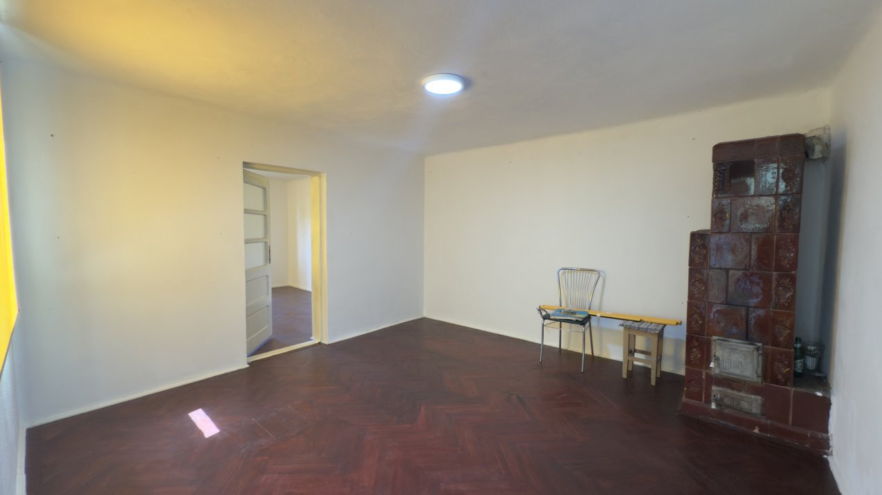 Casa la tara cu teren generos in zona Cateasca -Jud. Arges!