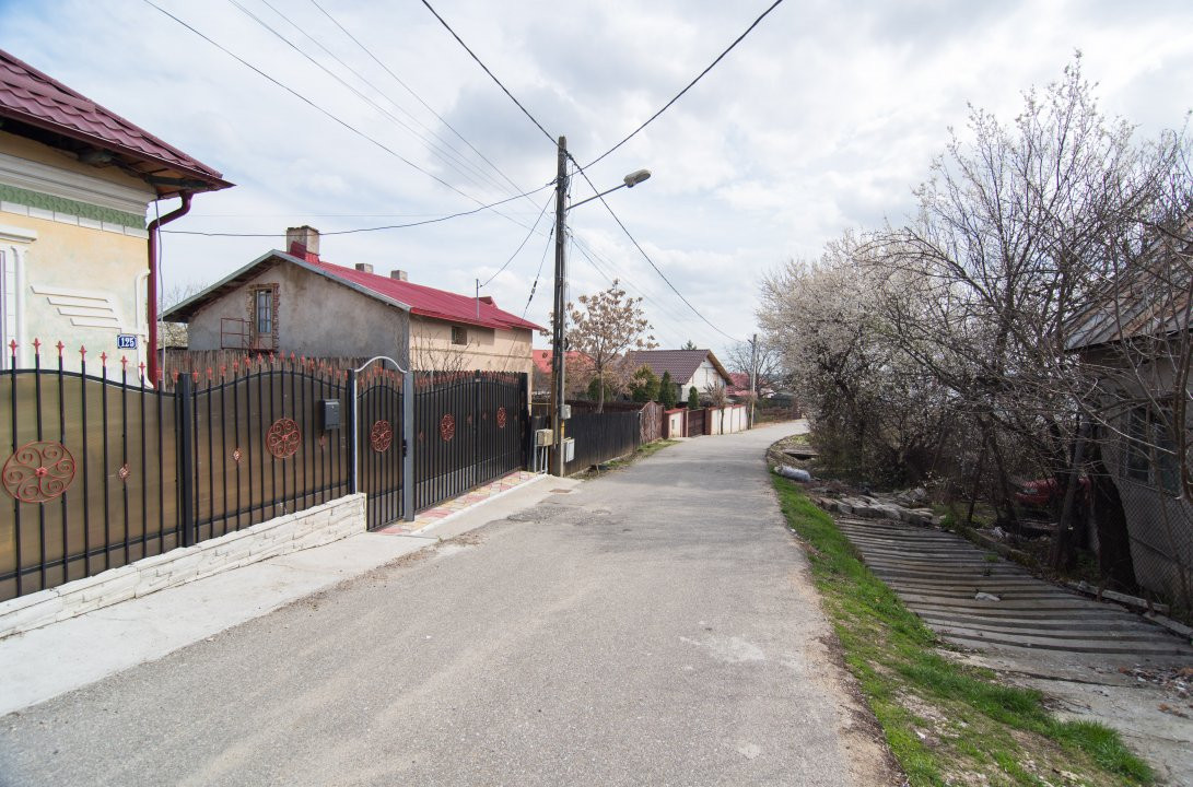 Casa spatioasa cu 6 camere si teren generos – Stefanesti
