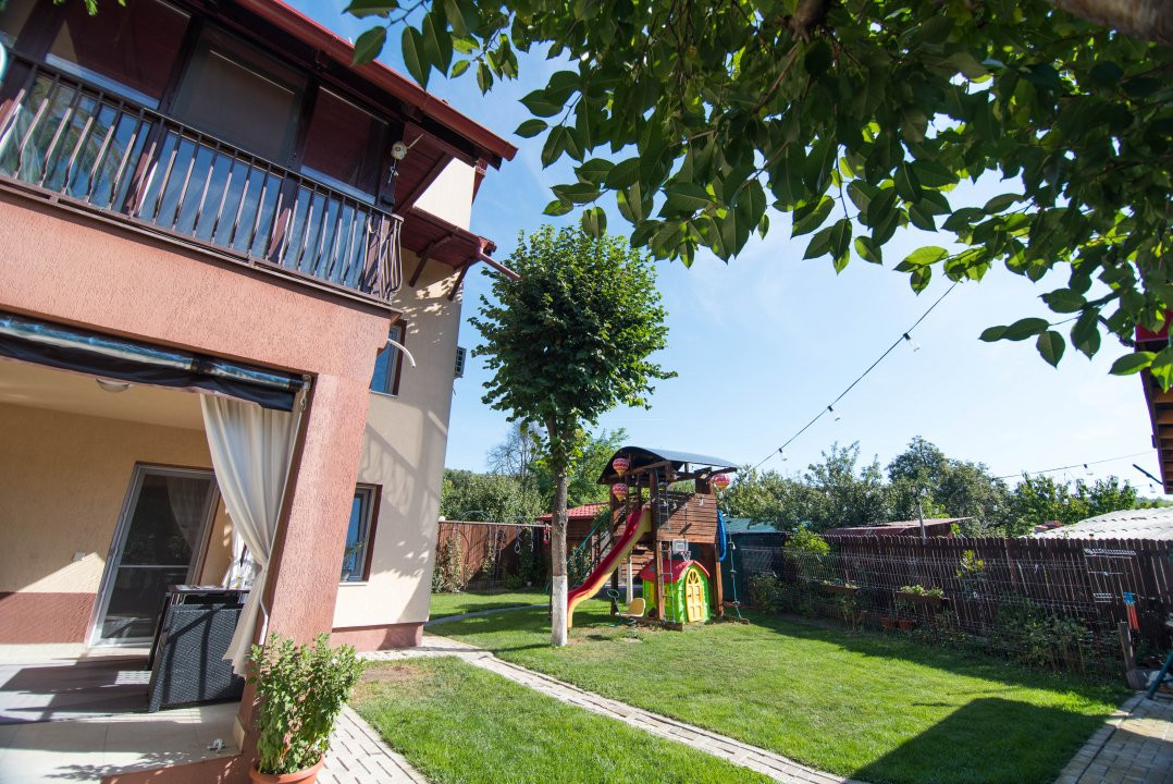 Casa spatioasa cu 6 camere si teren generos – Stefanesti