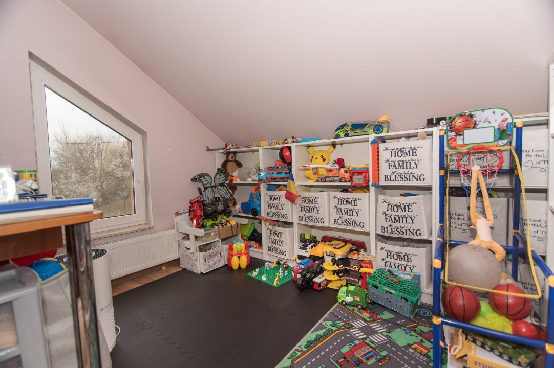 Casa spatioasa, teren generos – Stefanesti, Arges. 0% Comision