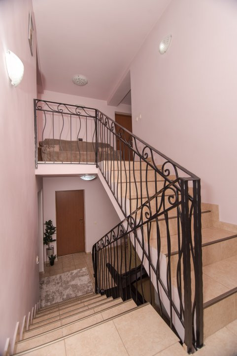 Casa spatioasa, teren generos – Stefanesti, Arges. 0% Comision