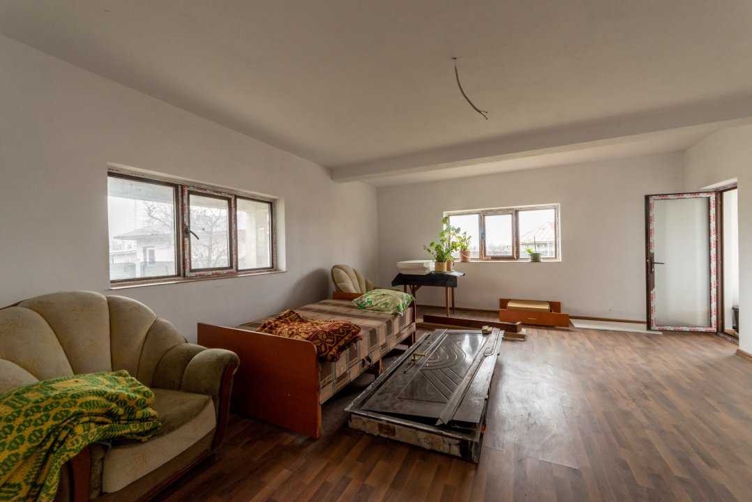 0% Comision !  Casa P + 1 + teren 1000 mp - in comuna Fagetelu 