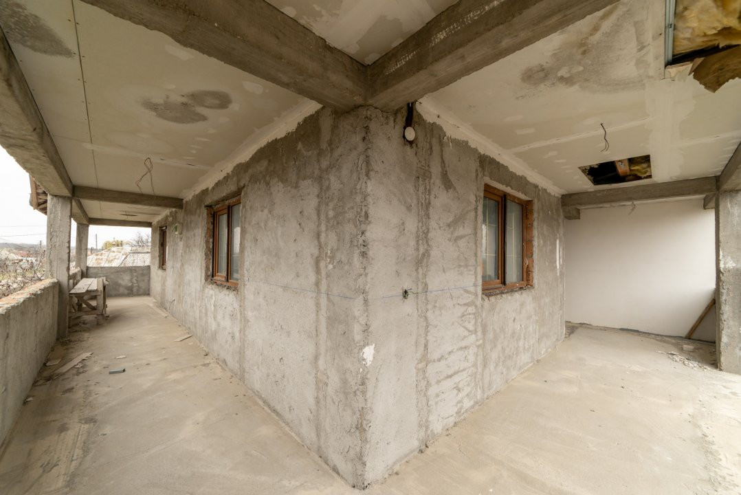 0% Comision !  Casa P + 1 + teren 1000 mp - in comuna Fagetelu 
