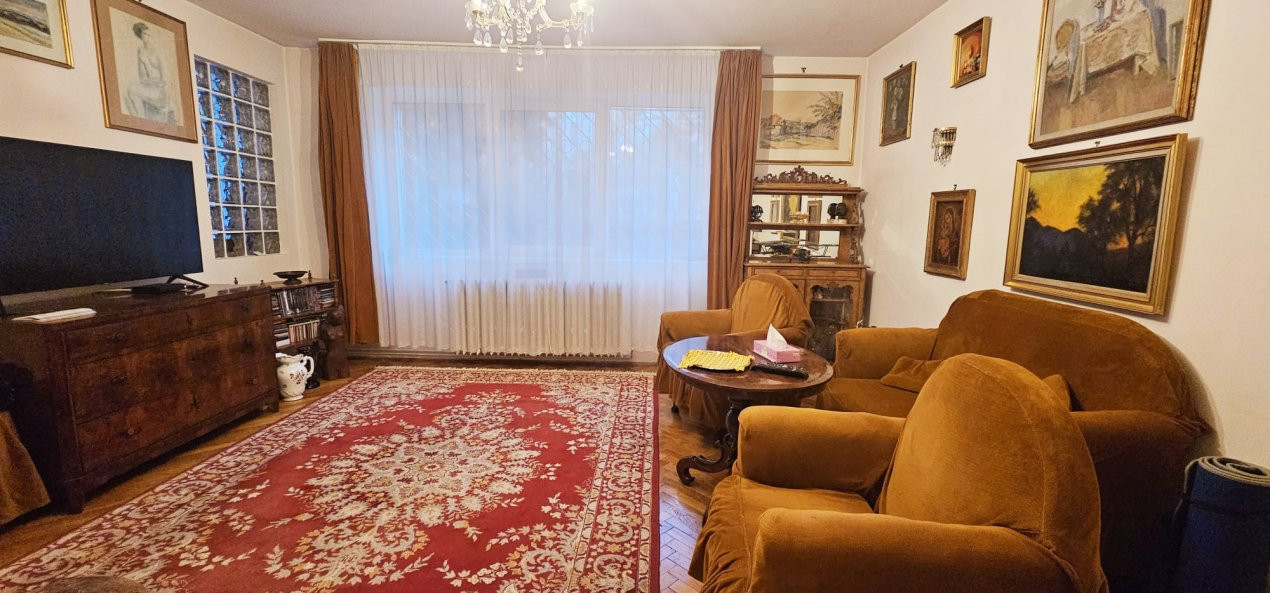 Refugiu urban-apartament 3 camere,str Plopilor