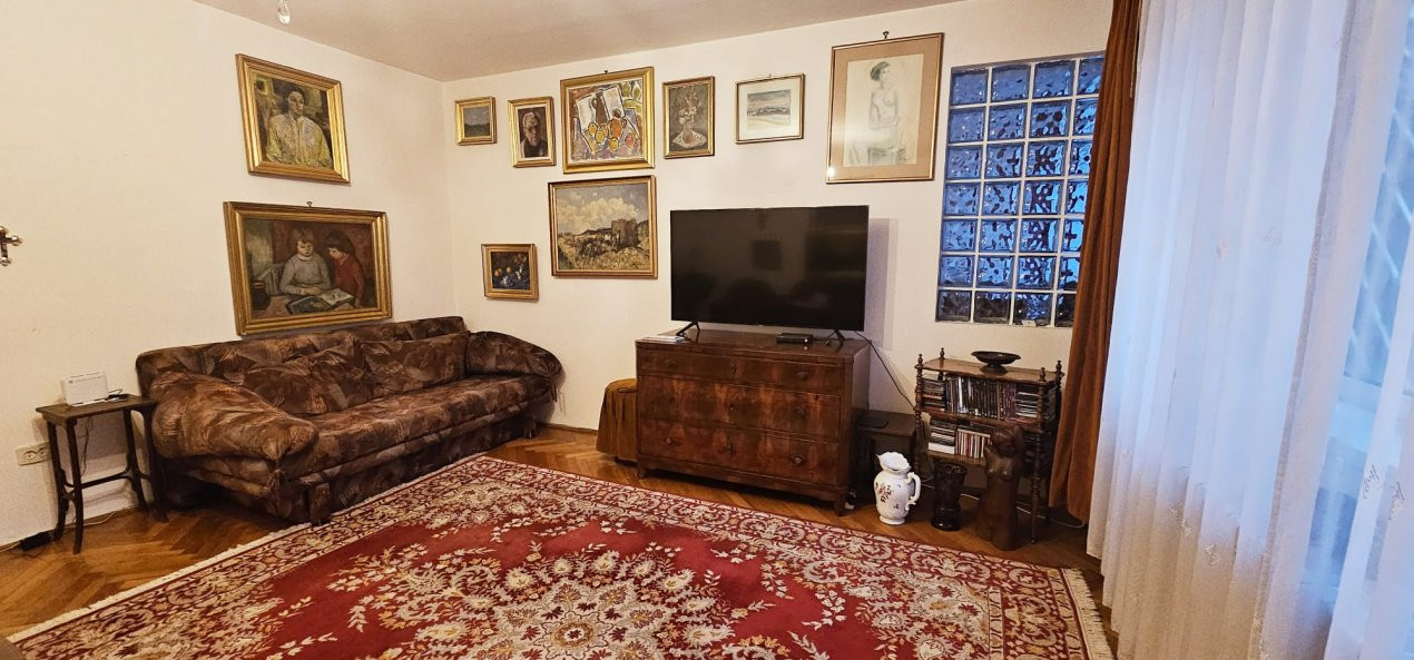 Refugiu urban-apartament 3 camere,str Plopilor