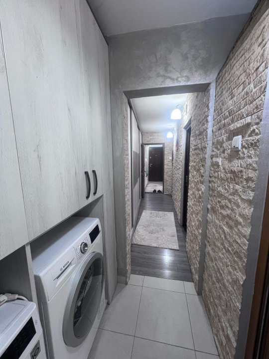 Apartament 2 camere mobilat de vânzare – Zona 9 Mai, Târgu Jiu