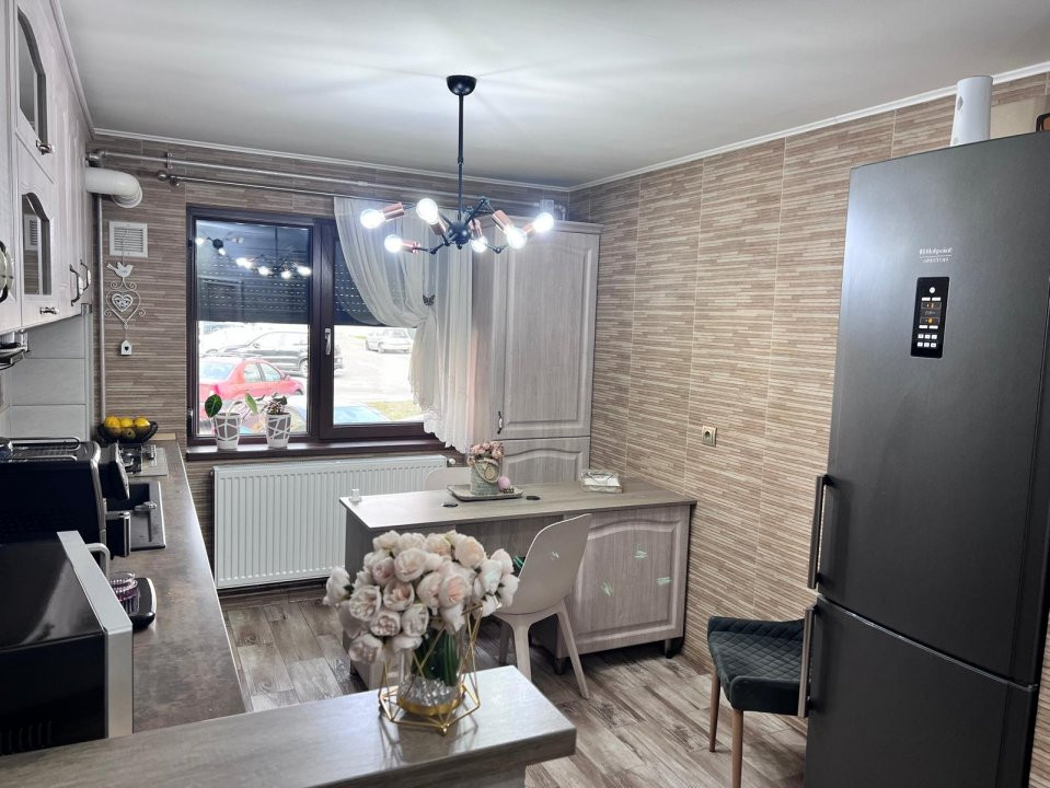 Apartament 2 camere mobilat de vânzare – Zona 9 Mai, Târgu Jiu