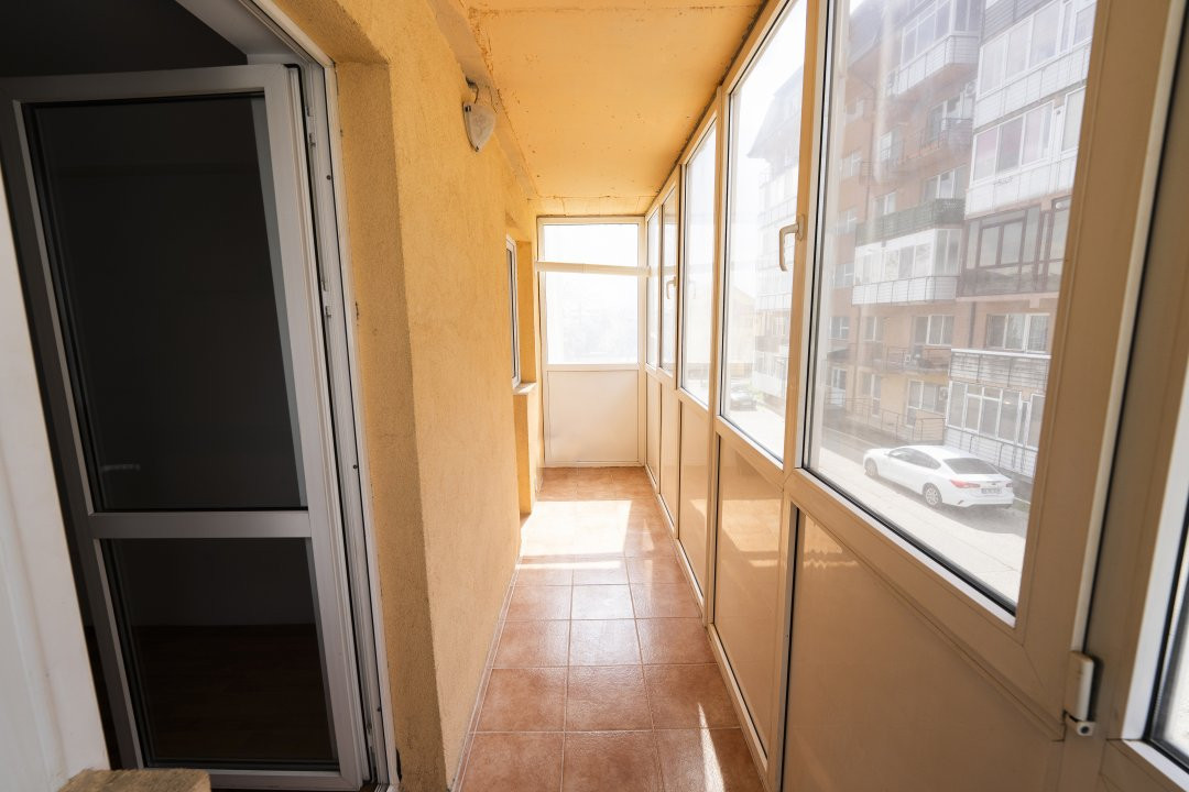 Apartament spatios 2 camere Craiovita Noua-zona Promenada Mall