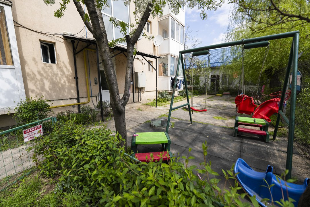 Apartament spatios 2 camere Craiovita Noua-zona Promenada Mall