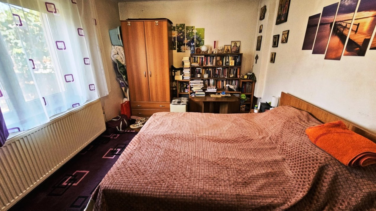 Casă și teren de vânzare Tg Jiu
