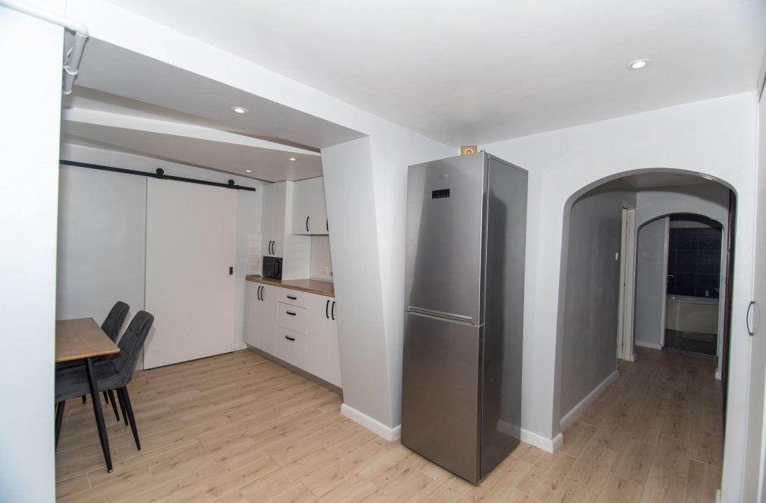 Apartament 3 camere renovat 2025 Popa Sapca 