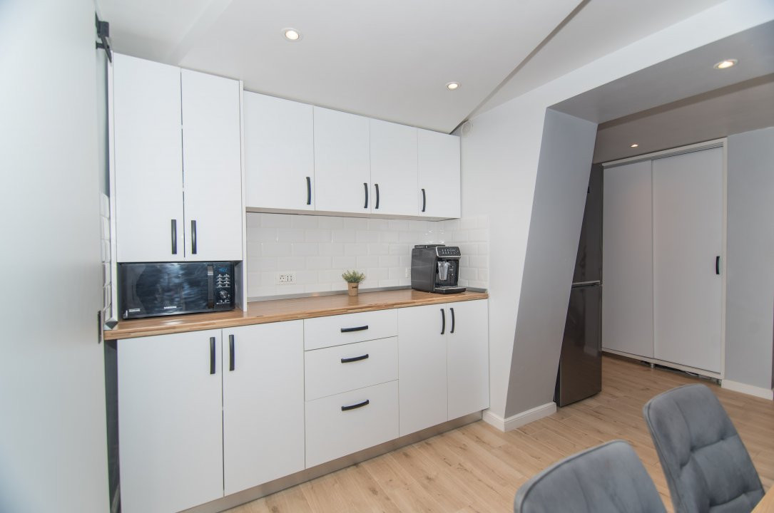 Apartament 3 camere renovat 2025 Popa Sapca 
