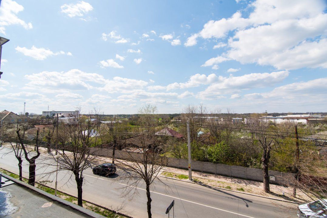 Apartament decomandat Costesti - zona excelenta