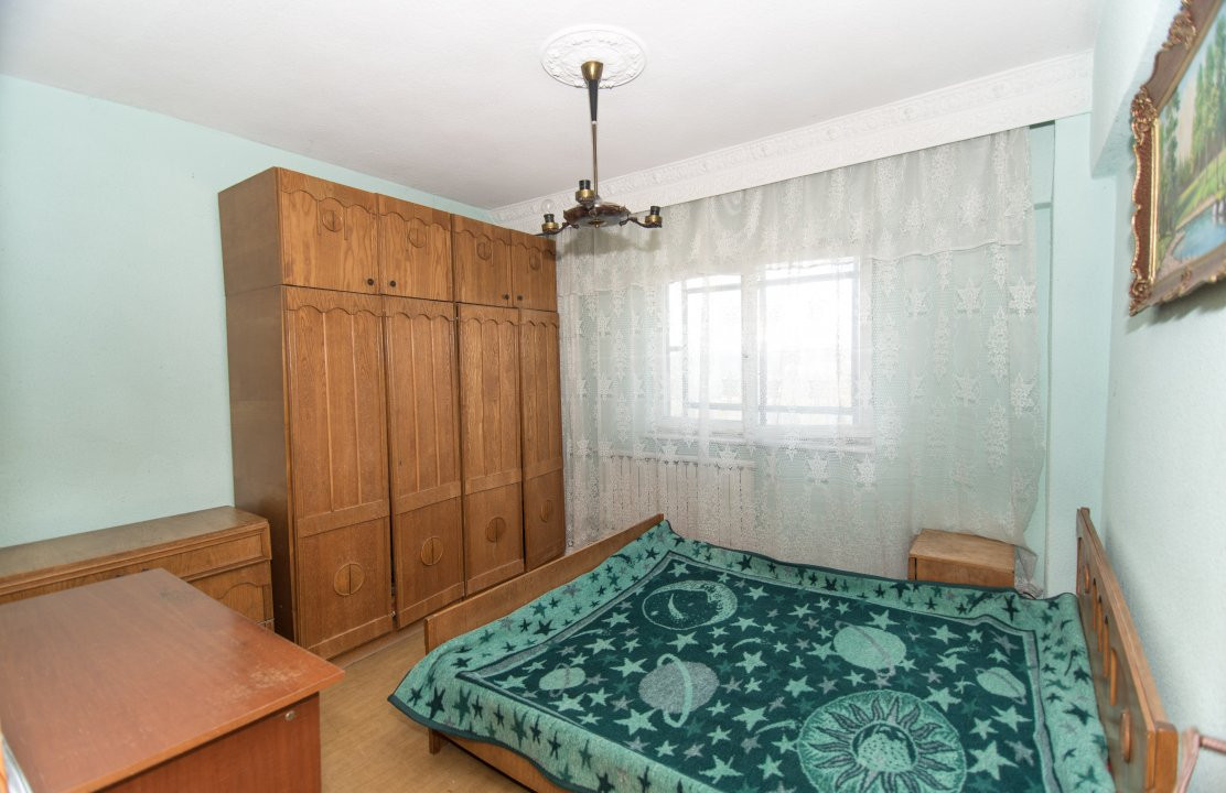 Apartament decomandat Costesti - zona excelenta