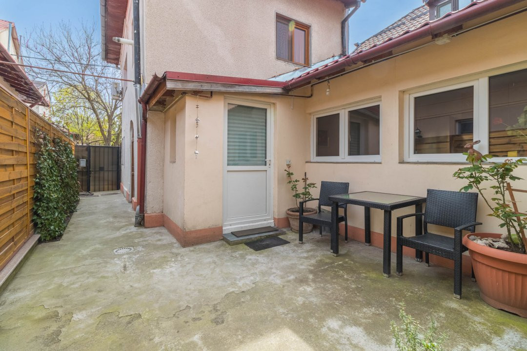 Casa Domenii 1 mai - curte - comision 0%