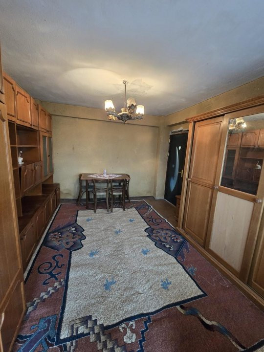 Apartament 2 camere Costești!