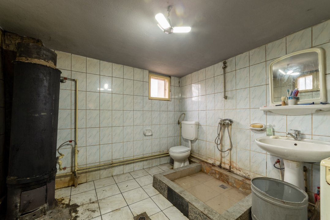Casa cu lac priveliste superba spre padure 0% Comision