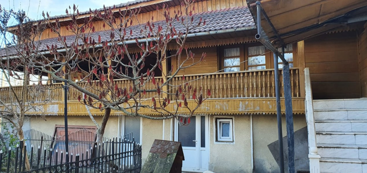Casă / Pensiune de vânzare – Balta, Gorj 