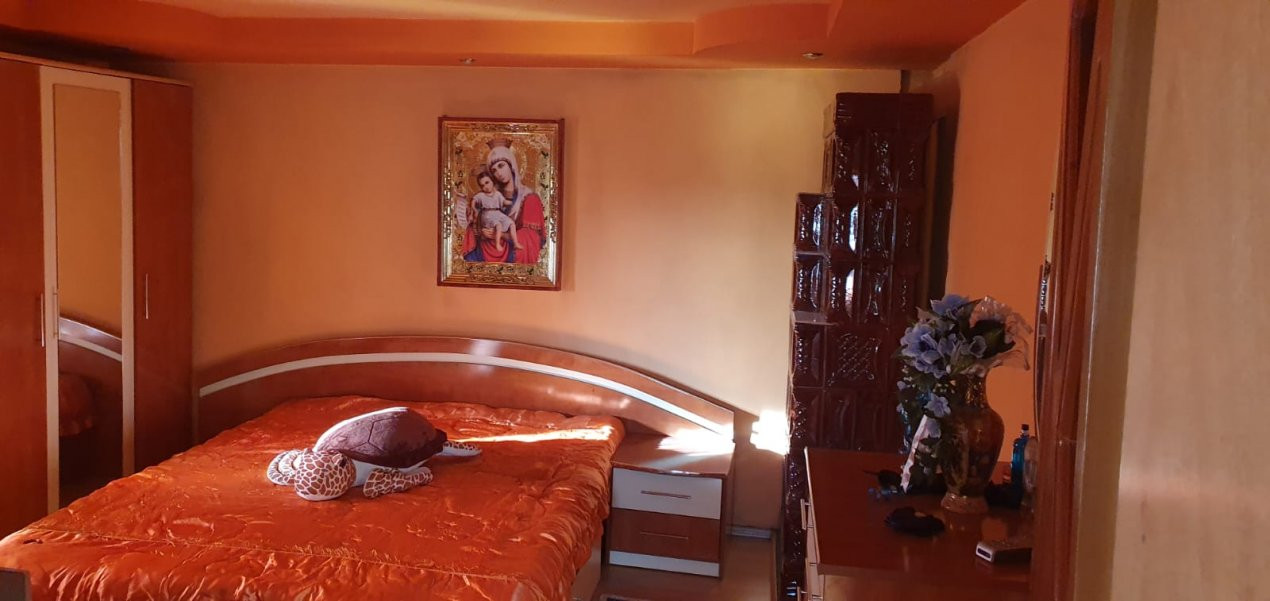 Casă / Pensiune de vânzare – Balta, Gorj 