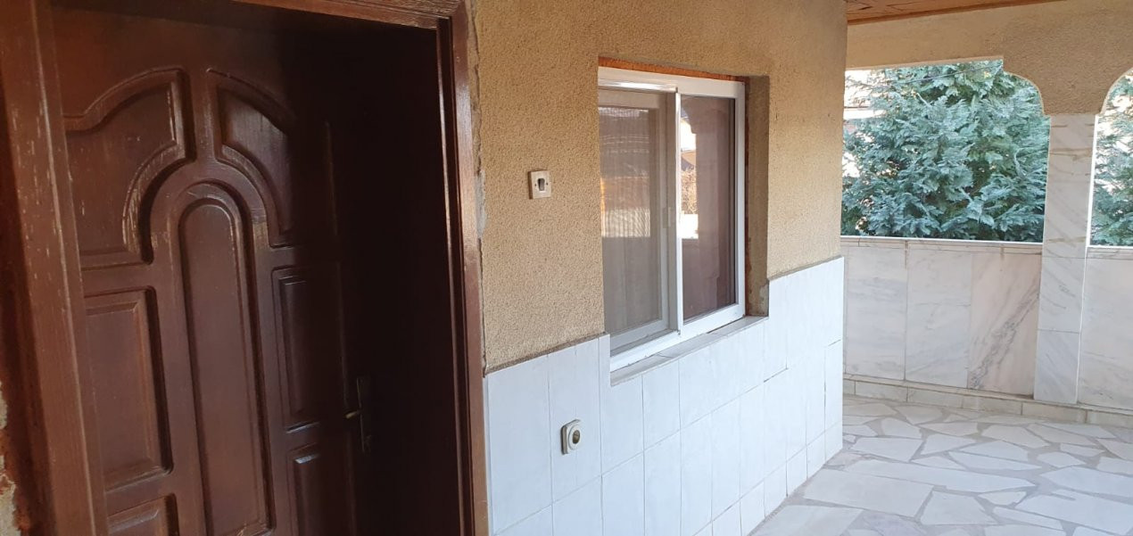 Casă / Pensiune de vânzare – Balta, Gorj 
