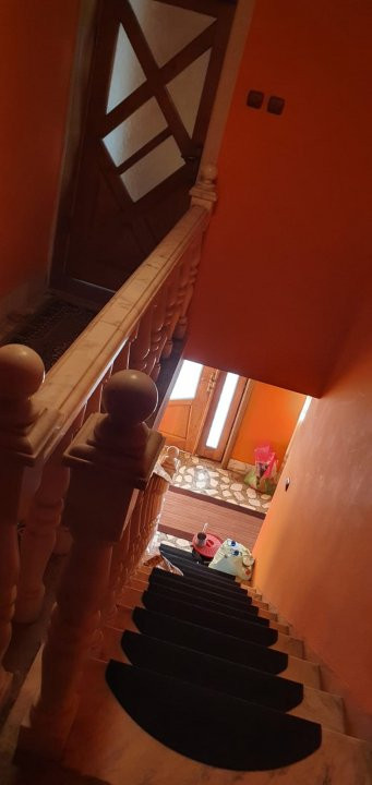 Casă / Pensiune de vânzare – Balta, Gorj 
