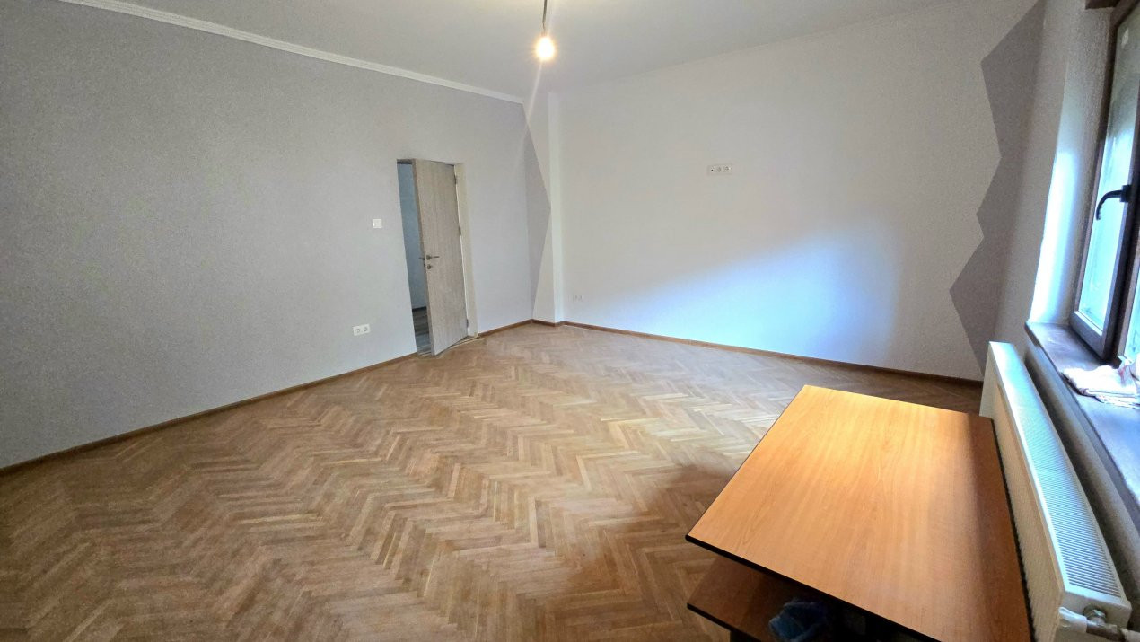 De vânzare Apartament 2 camere Semicentral