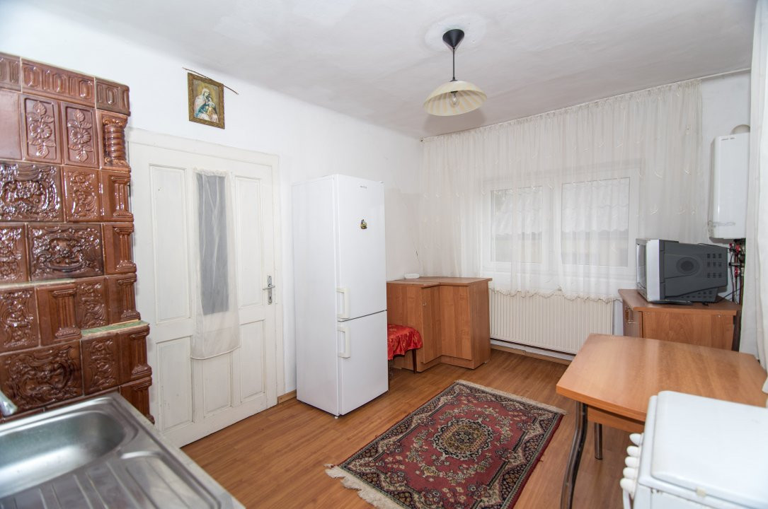 Casa de vanzare Titesti + 1000 mp teren + Toate utilitatile