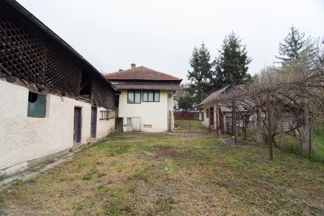 Casa de vanzare Titesti + 1000 mp teren + Toate utilitatile