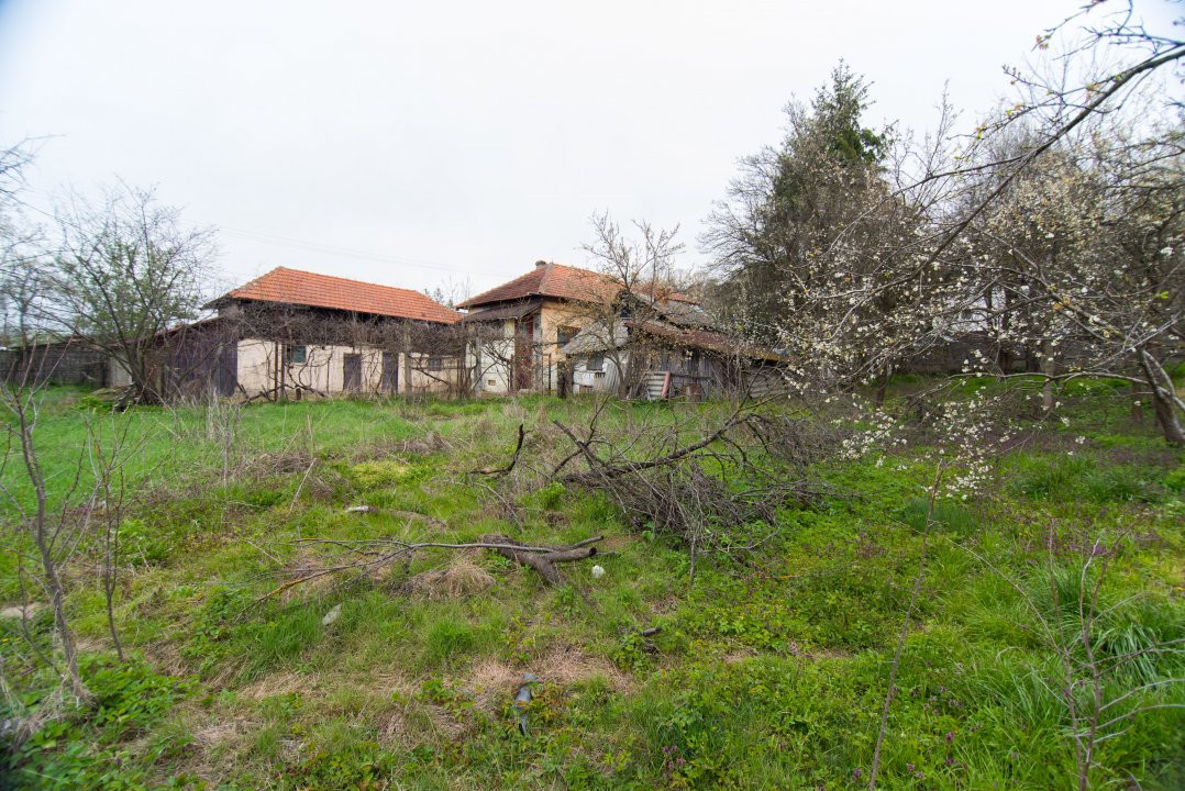 Casa de vanzare Titesti + 1000 mp teren + Toate utilitatile