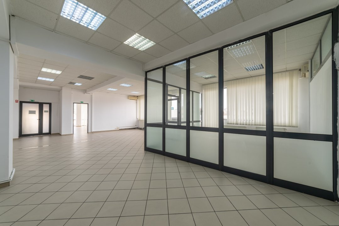 Inchiriere Spatiu Comercial - Locație excelentă - Bld. Republicii 4, Pitesti!
