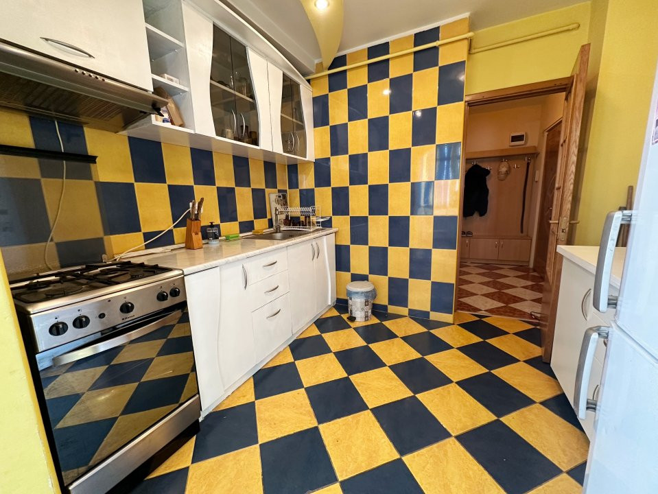 Apartament 3 camere decomandat Eremia Grigorescu