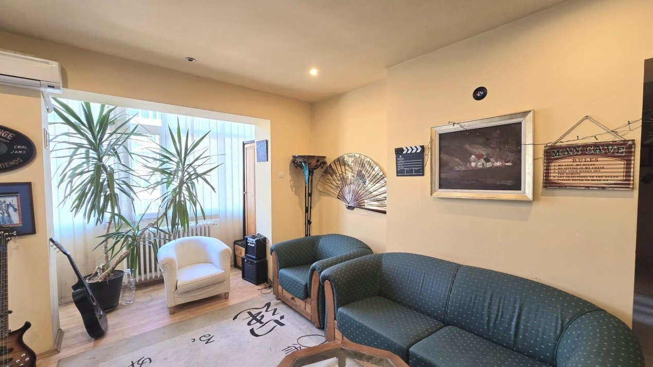 3 camere cu centrala, cladire interbelica 