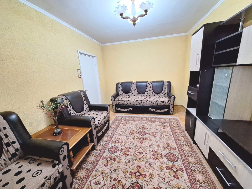 Apartament 2 camere Gavana 2 etaj intermediar