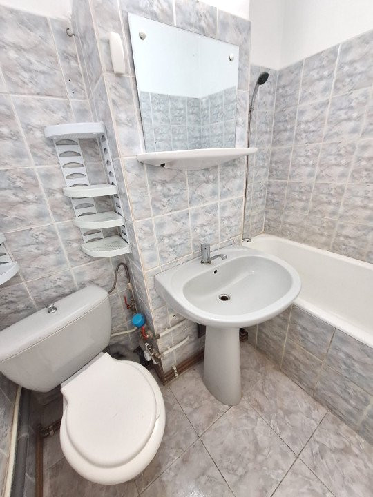 Apartament 2 camere Gavana 2 etaj intermediar
