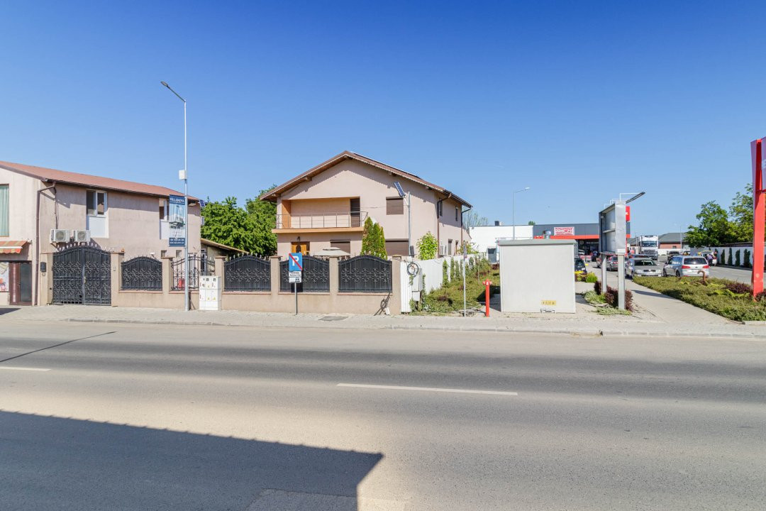 Casa Tunari Central – curte mare, living generos, pozitie excelenta