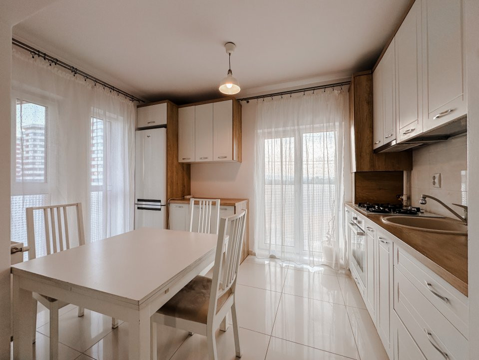 Comision 0. Inchiriere 3 camere A Iancu 418, zona Metro-BMW, mobilat utilat