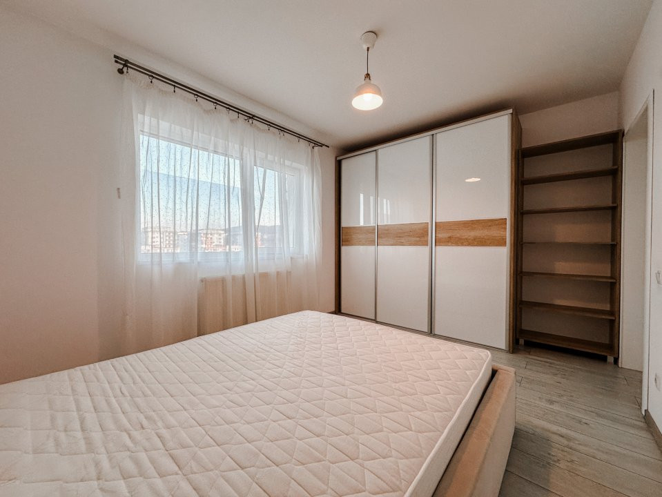 Comision 0. Inchiriere 3 camere A Iancu 418, zona Metro-BMW, mobilat utilat