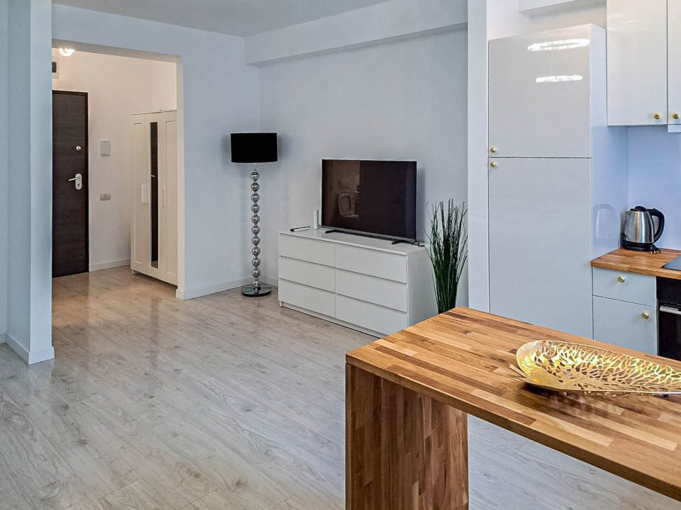 Studio Modern Residence 5