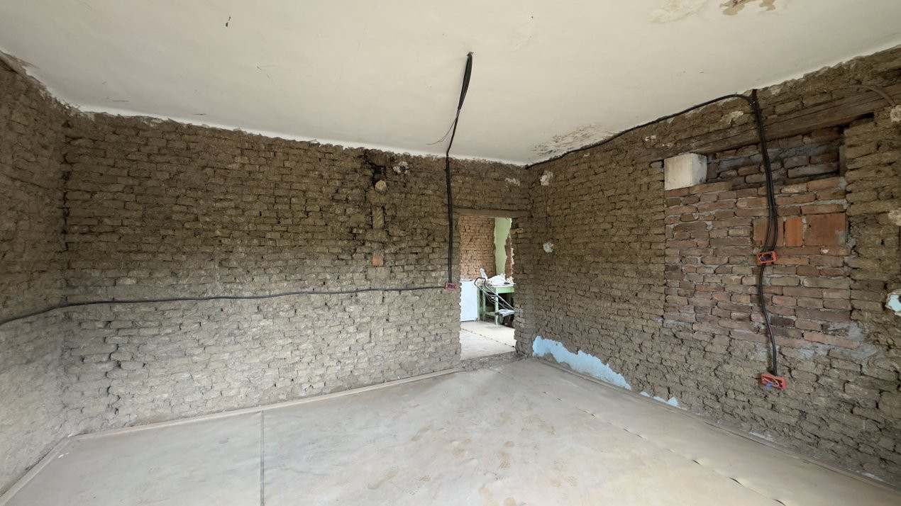 Casă 3 incăperi cu Teren 1525 mp Loc. Lucăceni-Str. Horea Nr. 124-Comision 0%