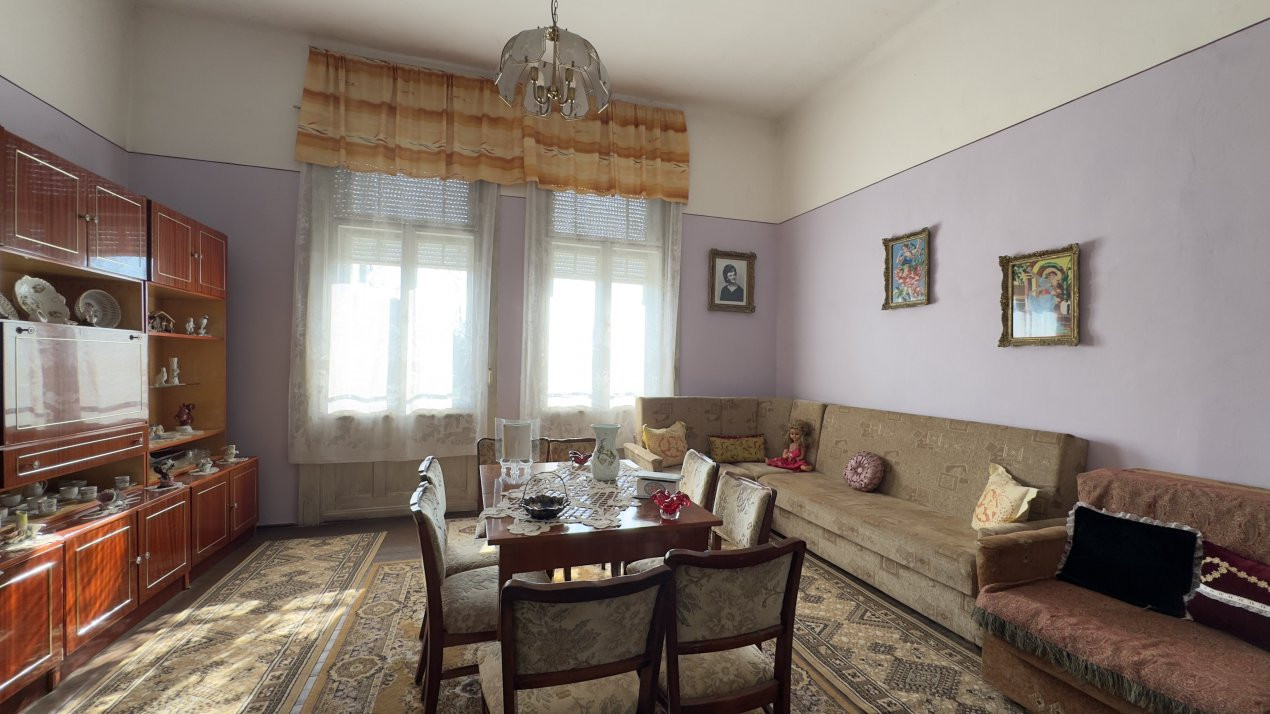 Casă 4 camere, Teren 3.862 mp Str. Traian Nr.99 - Carei - Comision 0% cumpărător