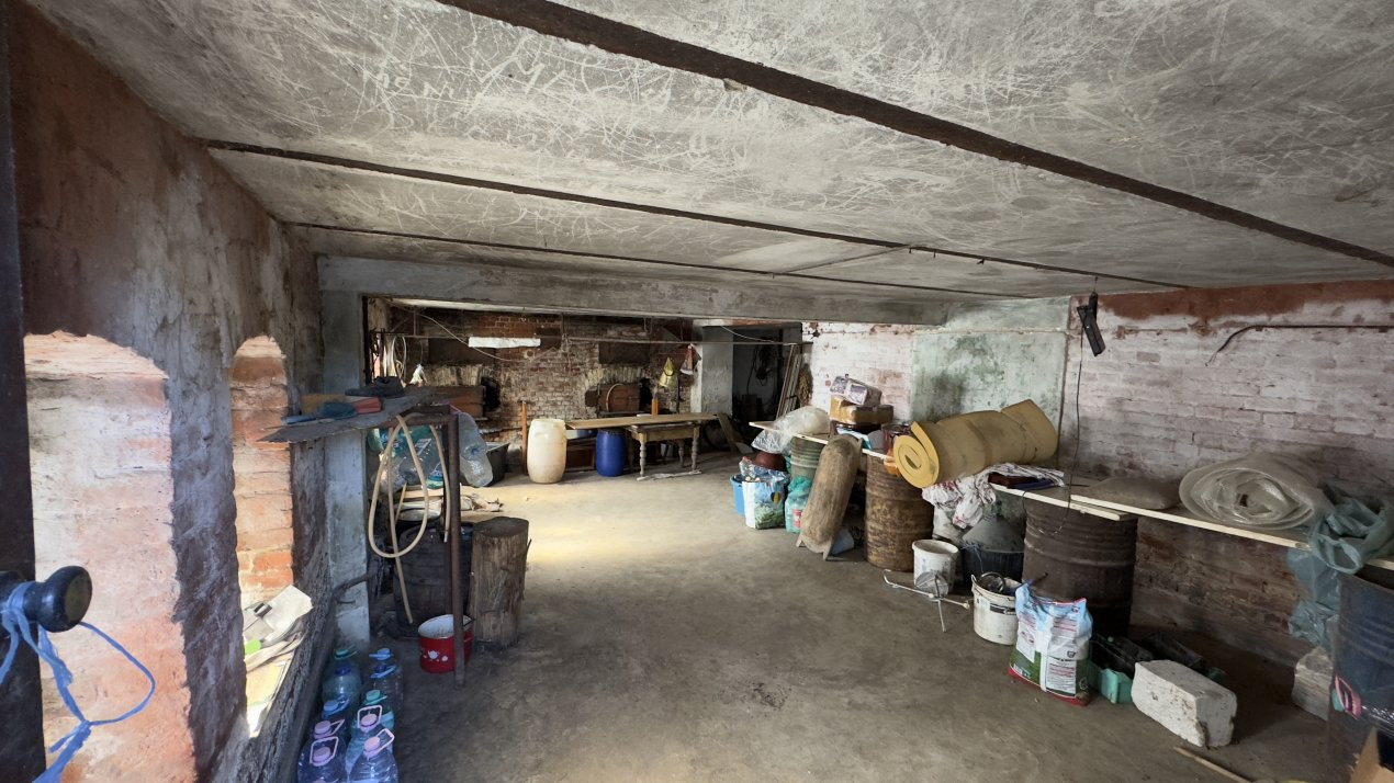 Casă 4 camere, Teren 3.862 mp Str. Traian Nr.99 - Carei - Comision 0% cumpărător