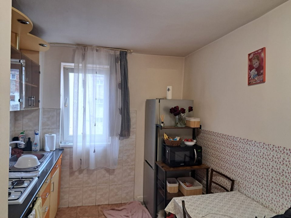 Apartament gata de mutat-cu preluare chiriasi