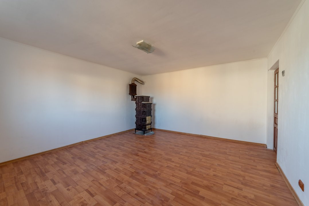  Casa cu teren de 1069 mp Bradu la 10 min de Pitesti!
