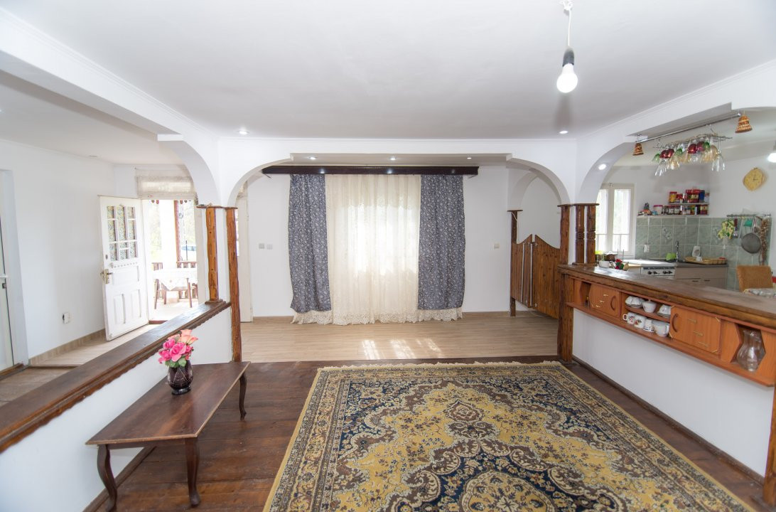 Casa cu teren 4727mp in Ciomagesti, Arges -ideala pentru locuit sau vacanta