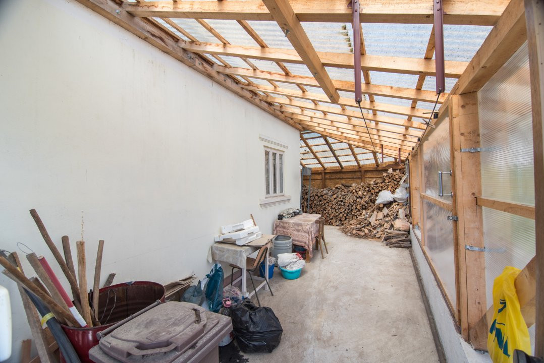 Casa cu teren 4727mp in Ciomagesti, Arges -ideala pentru locuit sau vacanta